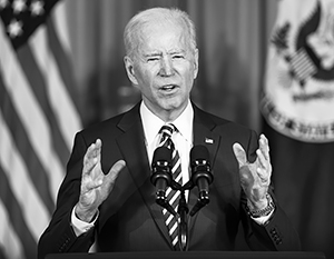 Байден не решился объявить Россию главным врагом США