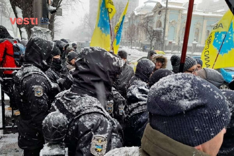 "Евробляхи" больше ввозить не будут: Рада даст водителям последний шанс