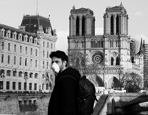 Пандемия поставила крест на наполеоновских планах Макрона