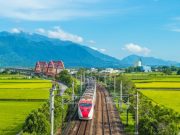 Власти Тайваня передумали штрафовать покинувшего карантин туриста, узнав, что он был похищен