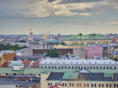 Российский депутат заявил о невозможности легализовать экскурсии по крышам