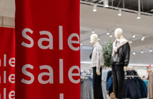 В Шардже стартовал зимний фестиваль шопинга