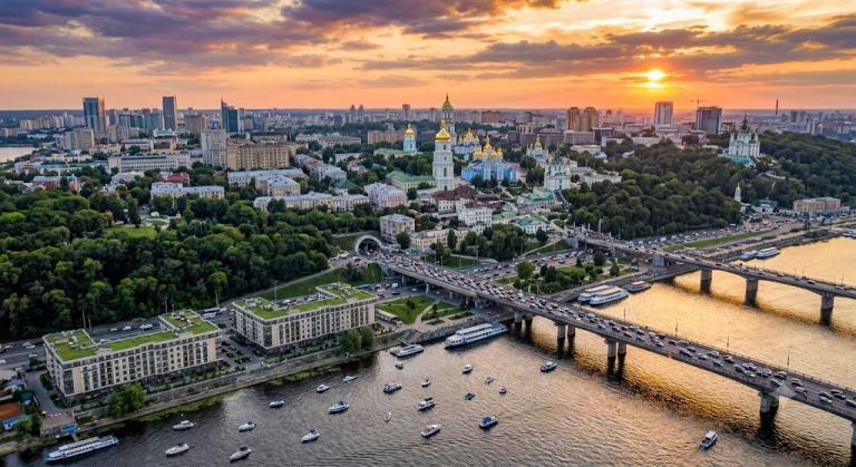 Огляд адміністративних особливостей районів Києва: де варто оформити реєстрацію