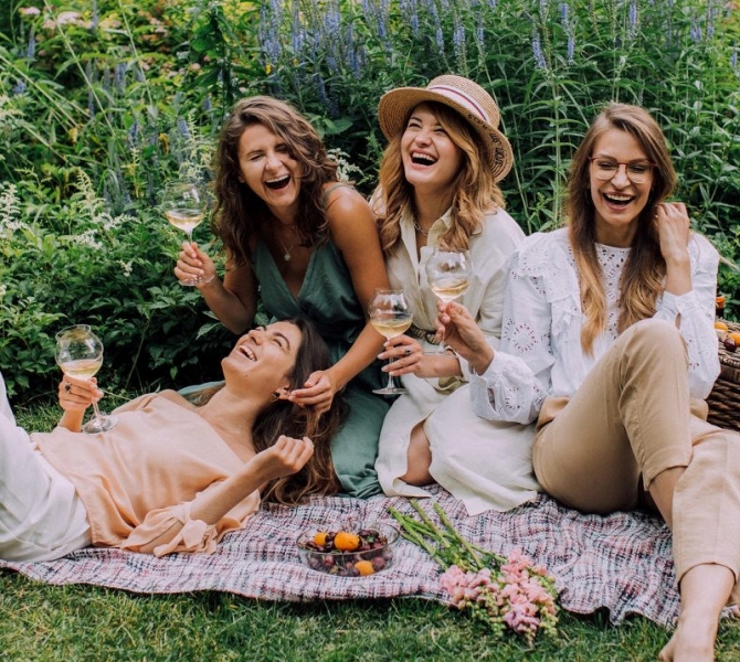 Москвичи рассказали, где проведут летние отпуска